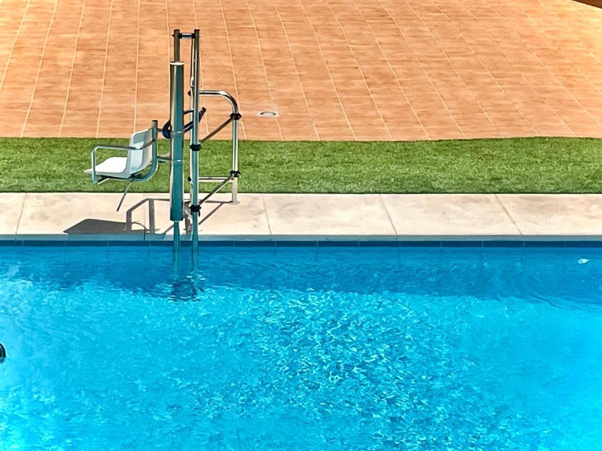 Apartamento Luxury Loft With Pool In The Centre Torremolinos Exterior foto